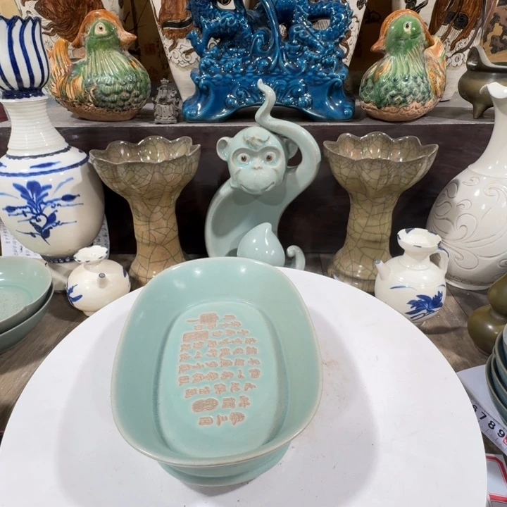 手工制作陶瓷摆件