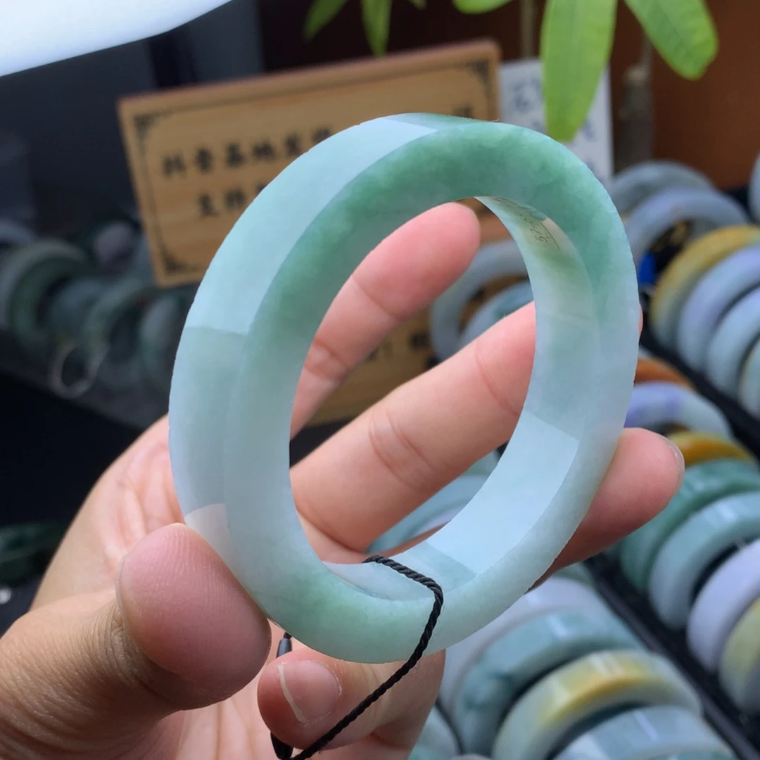 未镶嵌手镯定制翡翠定制手镯