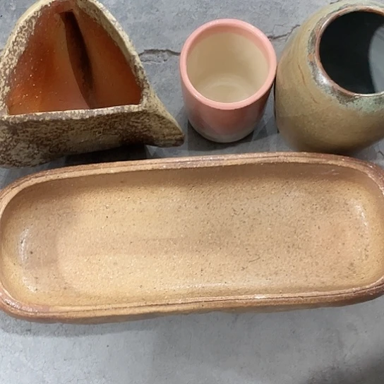 第****鸦瓷器和陶瓷艺术的创作过程