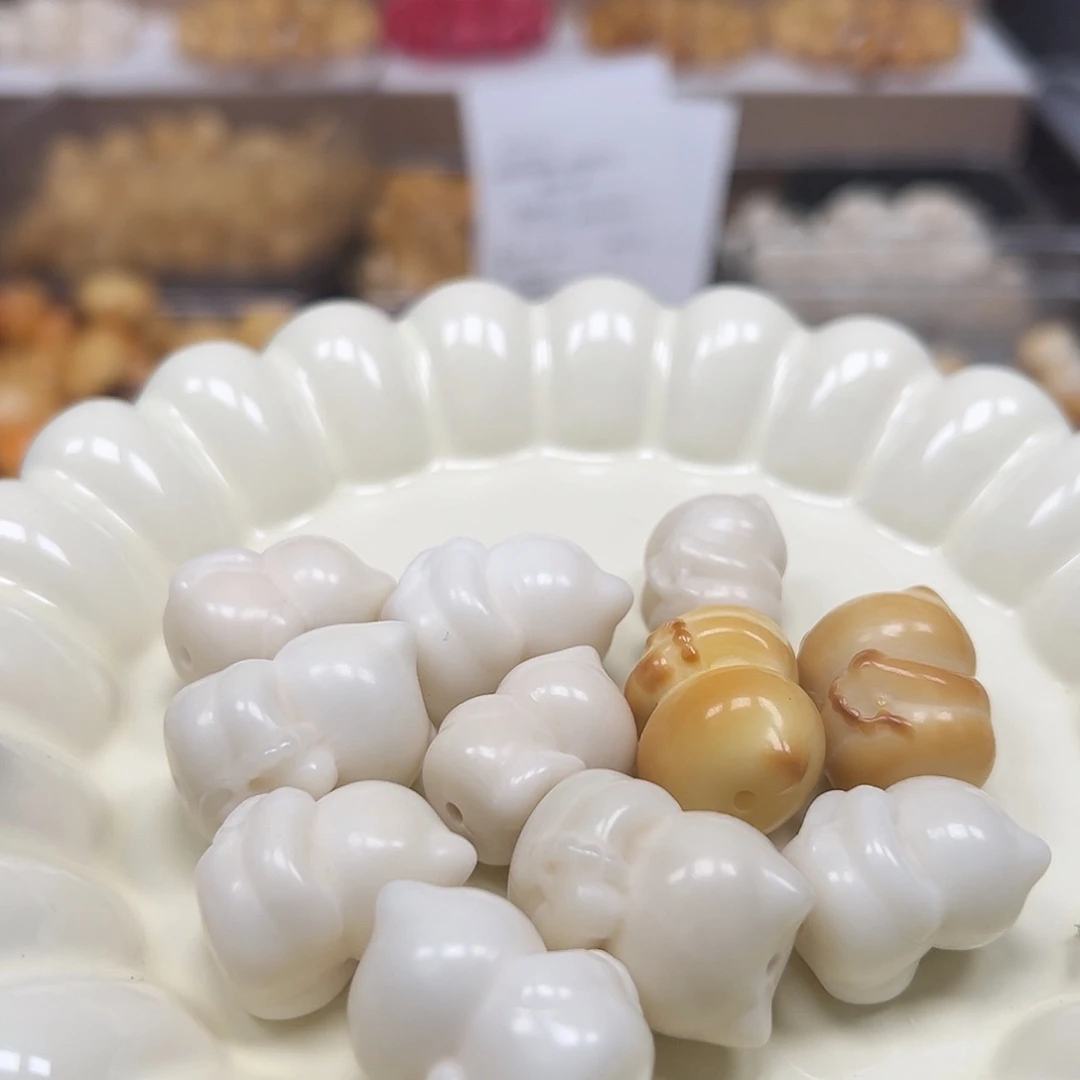 菩提根/象牙果手串微瑕拜佛猫11颗大小混有坏