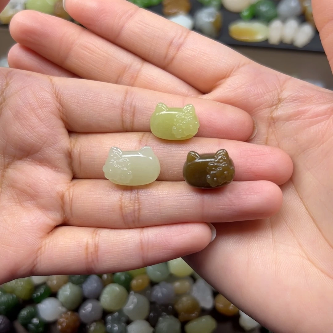 和田玉未镶嵌颈饰150一个多样性发其一