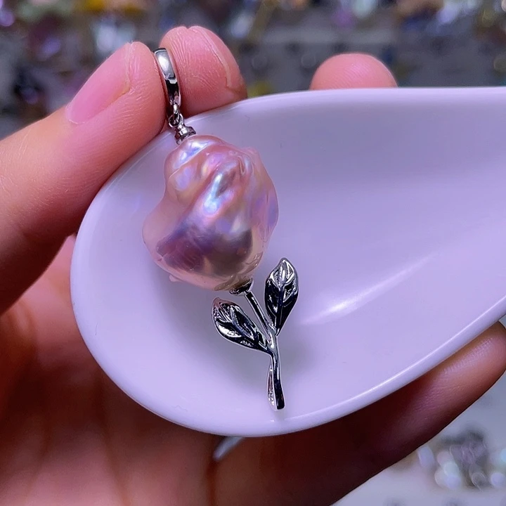 淡水珍珠合金颈饰01