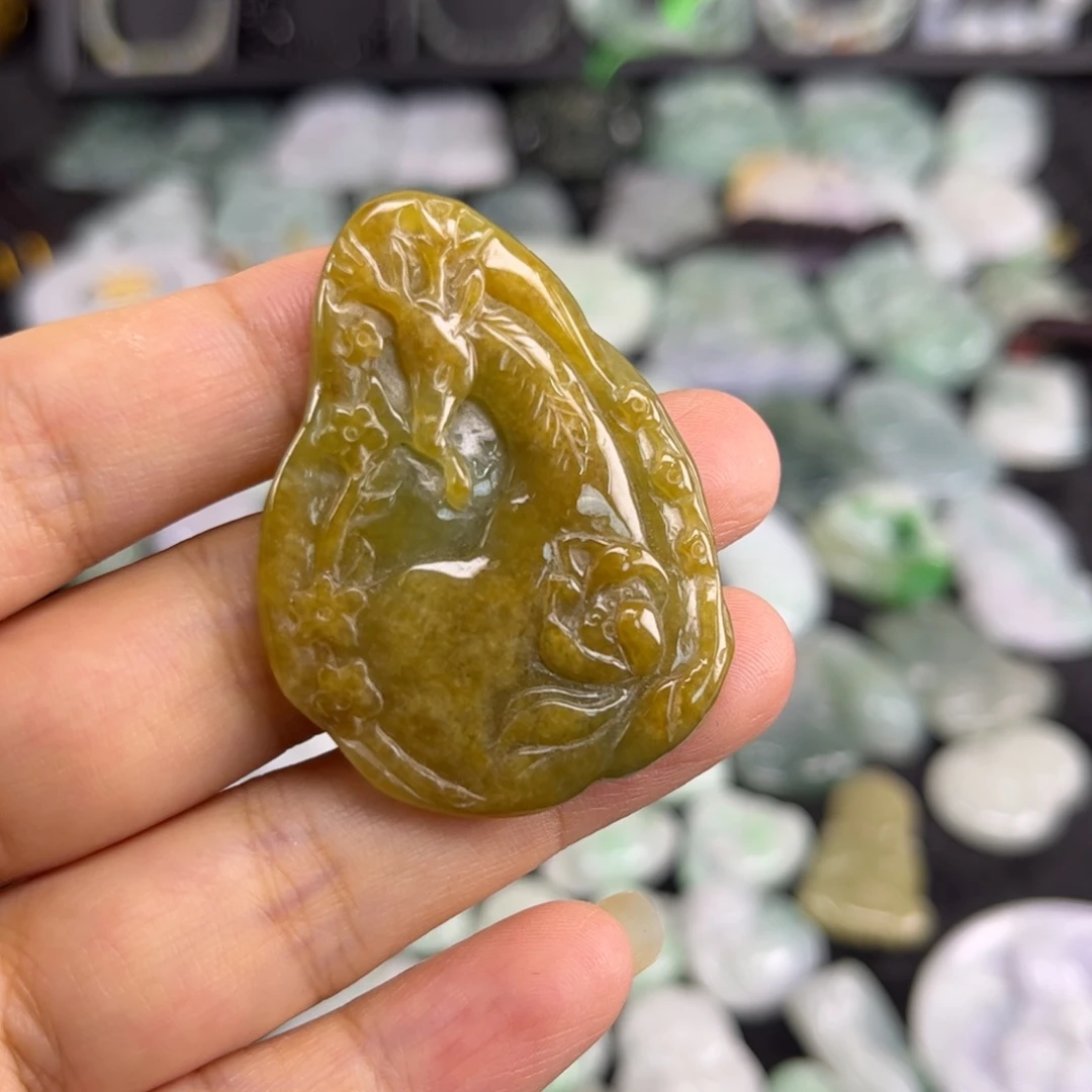 翡翠未镶嵌吊坠(不含链)