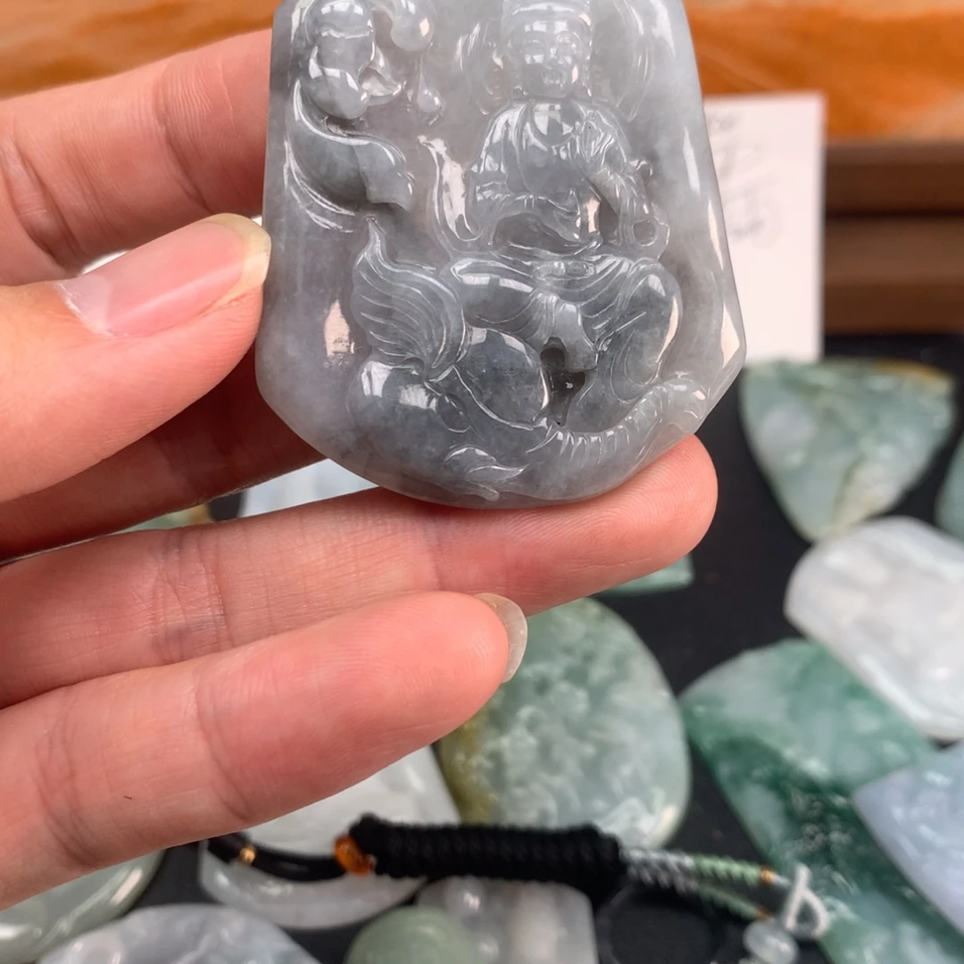 翡翠未镶嵌颈饰福利