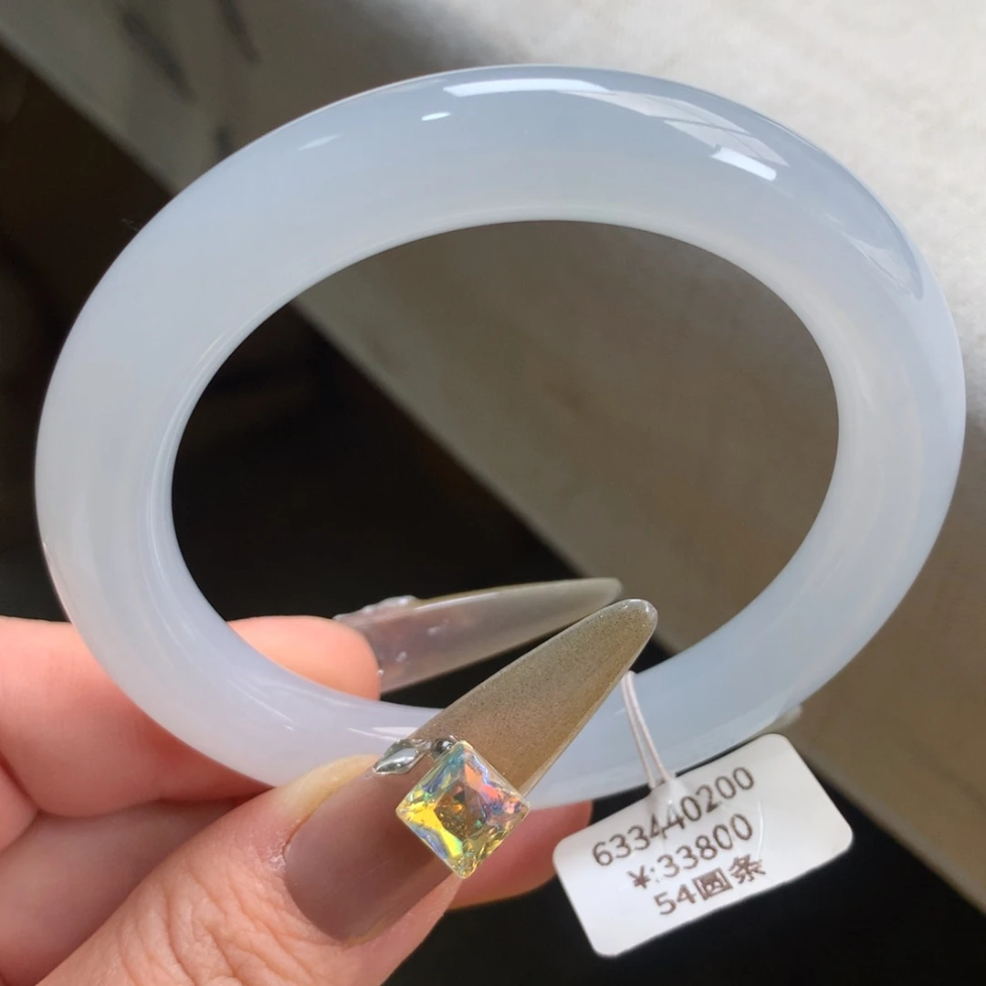 翡翠手镯未镶嵌冰胶奶白圆条