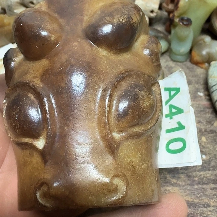 和田玉颈饰未镶嵌寻****春