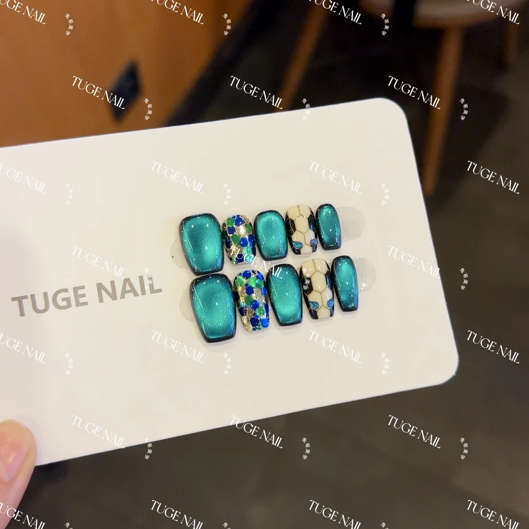 TugeNail“灵蛇系列”蛇年美甲B家同款猫设计师穿戴甲-芬达