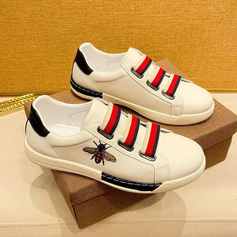 欧洲站小蜜蜂板鞋真皮男鞋一脚蹬百搭小白鞋男舒适百搭运动休闲鞋