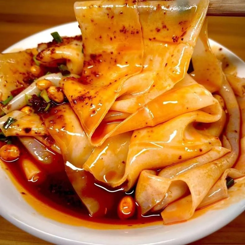 凉米皮卷粉剪粉贵州特产红油凉皮裹粉凉卷皮即食凉拌小吃送调味包