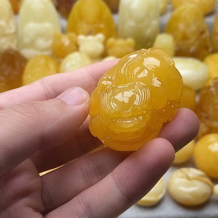 琥珀颈饰未镶嵌琥珀蜜蜡吊坠