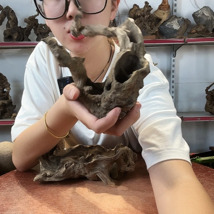 用***8香榧木黄荆随形小摆件底座