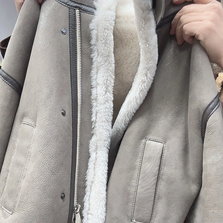 XL吗女款浅灰色皮毛一体
