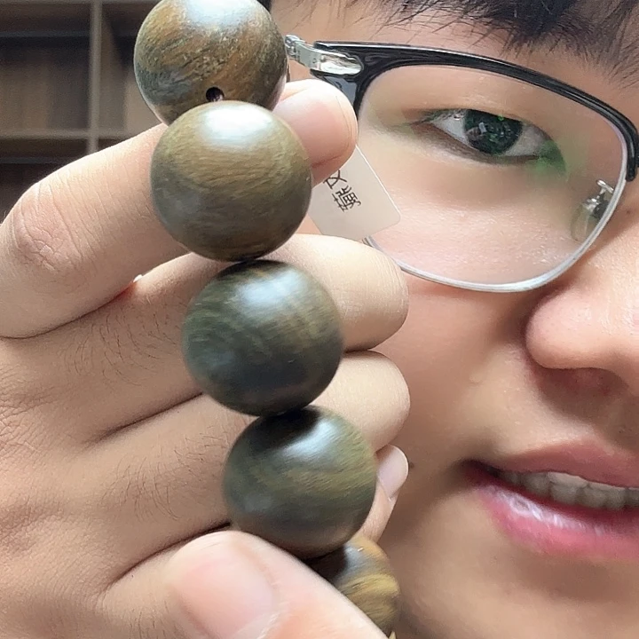 沉香碎屑沉香莺歌绿