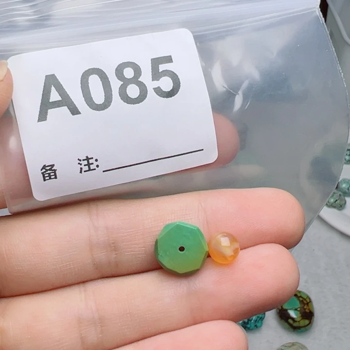 未镶嵌南红玛瑙珠宝奇石