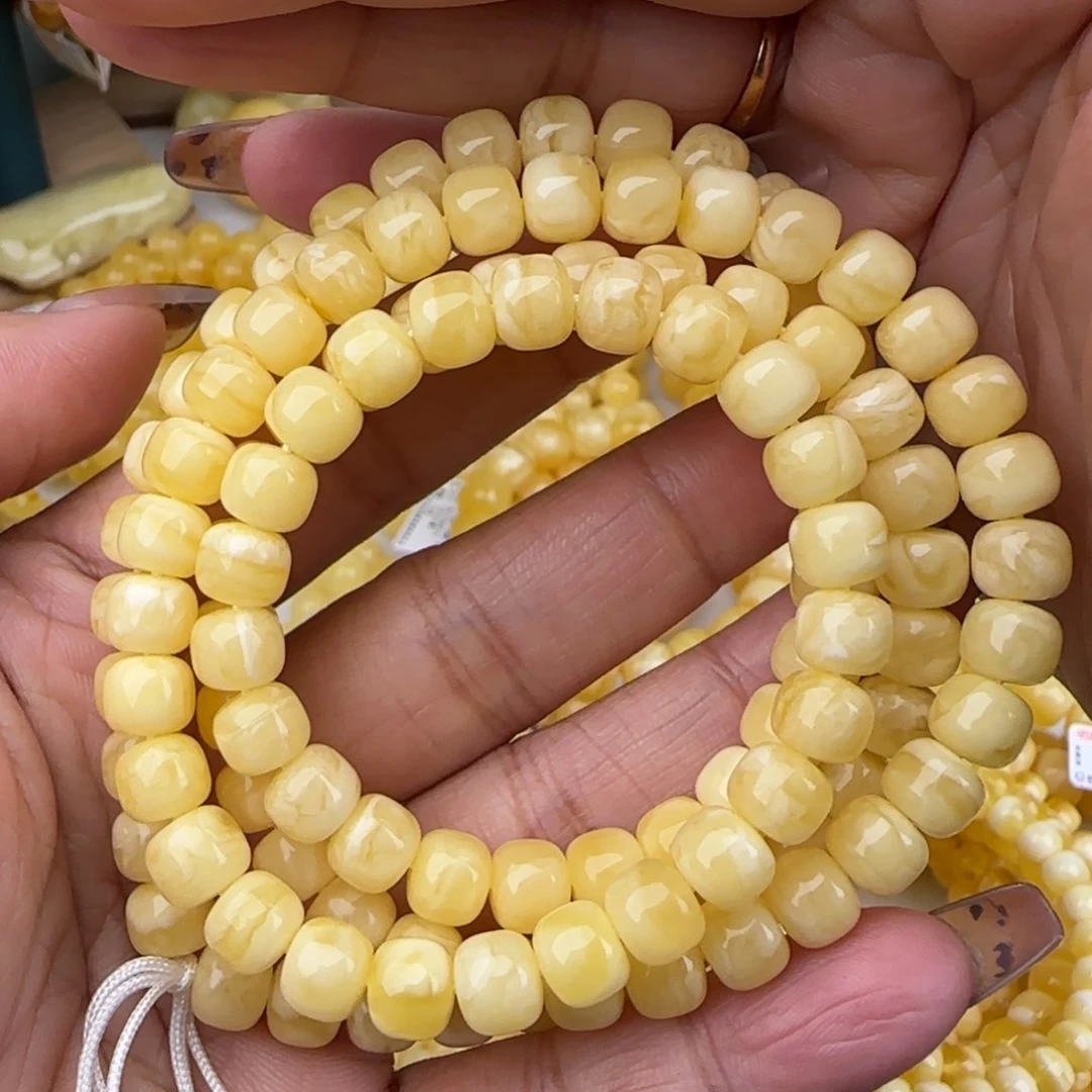 蜜蜡手链未镶嵌奶白妖花老型