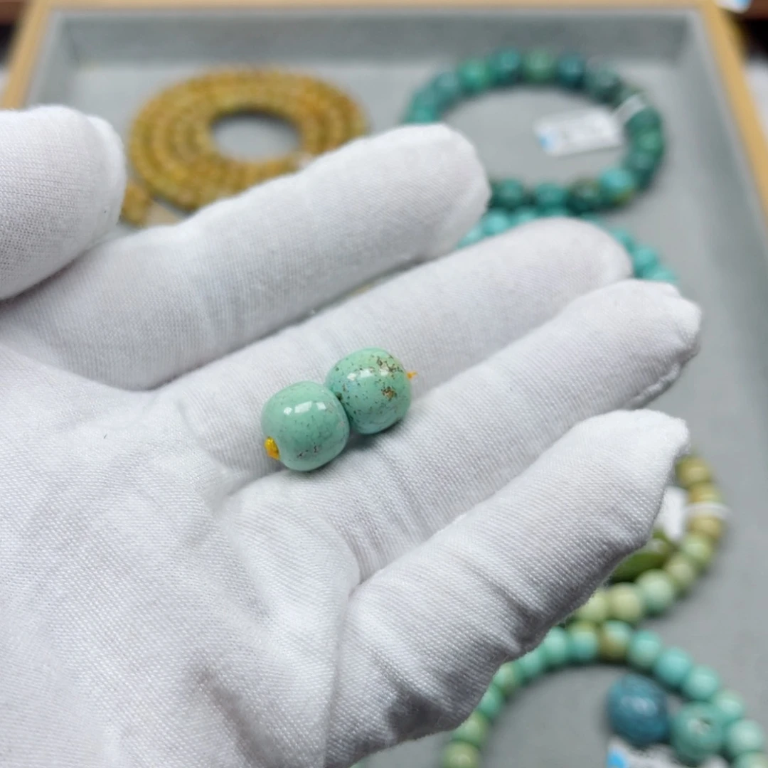 绿松石未镶嵌挂件