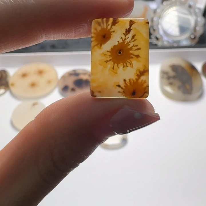 玛瑙/玉髓未镶嵌摆件