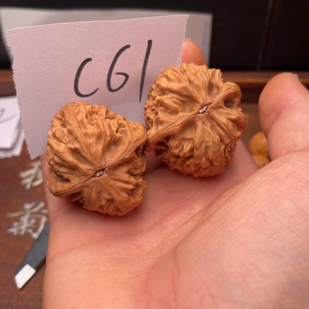 文玩核桃把件c61鸡心37