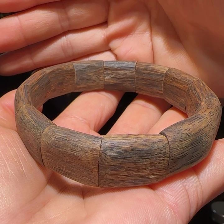 沉香手串千里香手串16.6克