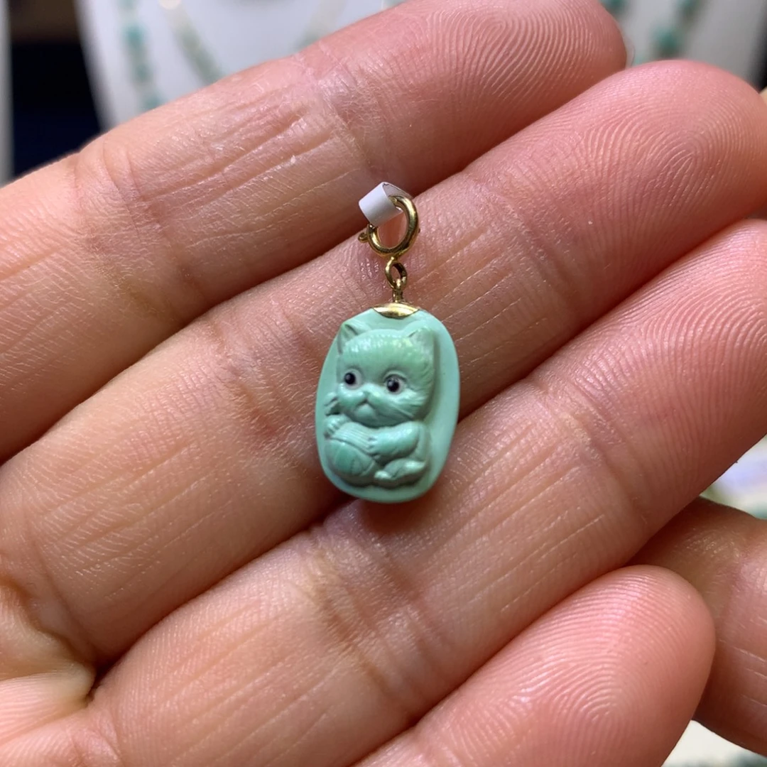 绿松石18K金镶嵌挂件