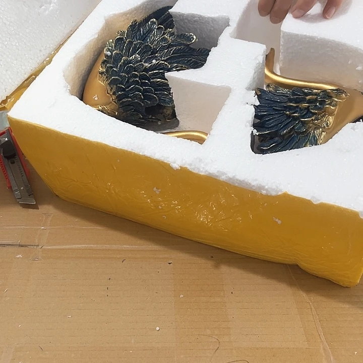 红陶树脂材质花花瓶瓶罐罐等等17