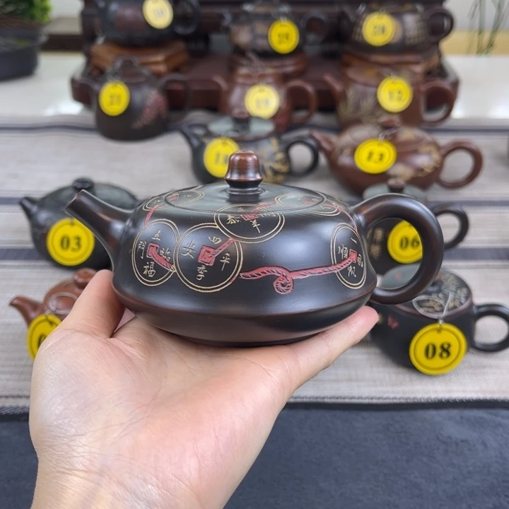 天***者坭兴陶原矿坭料制作