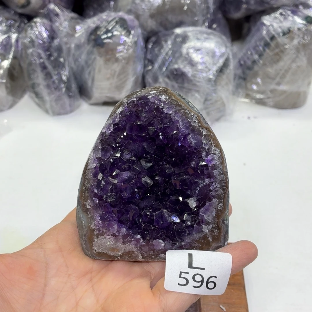 未镶嵌摆件水晶天然紫水晶