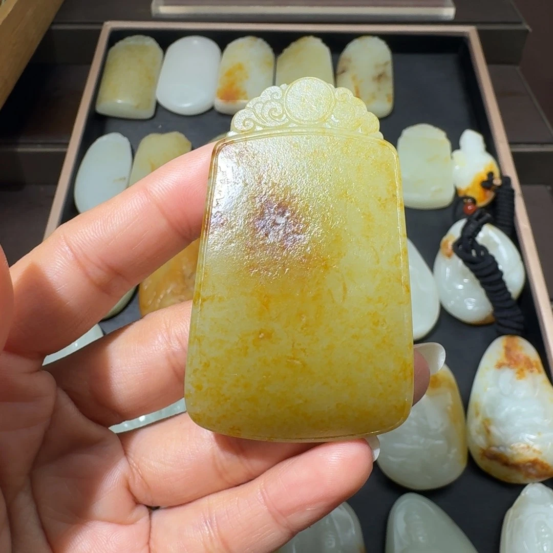 和田玉未镶嵌吊坠(不含链)