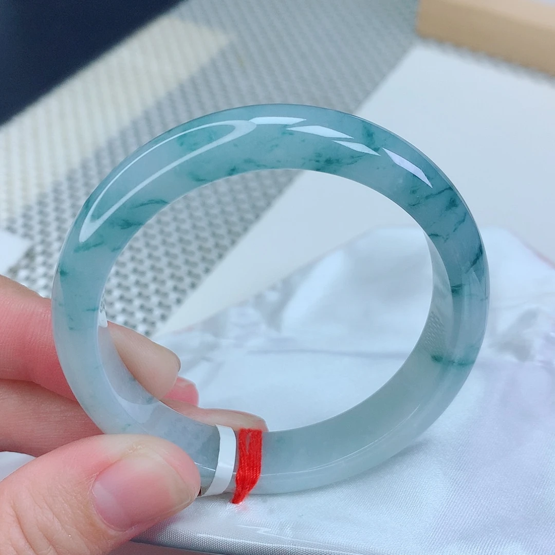 翡翠未镶嵌手镯57圈口