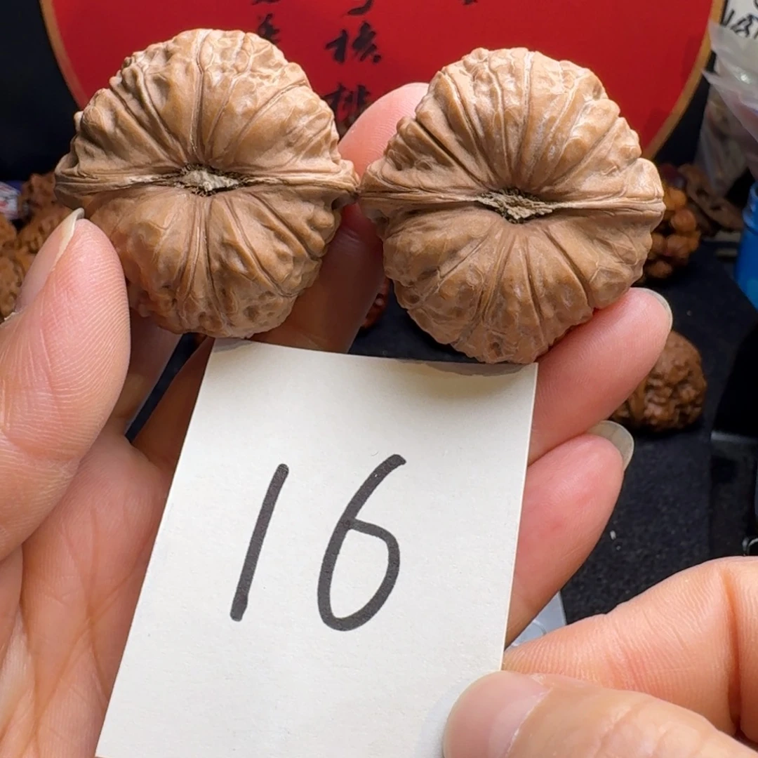 文玩核桃把件地**力41毕业南瓜墩