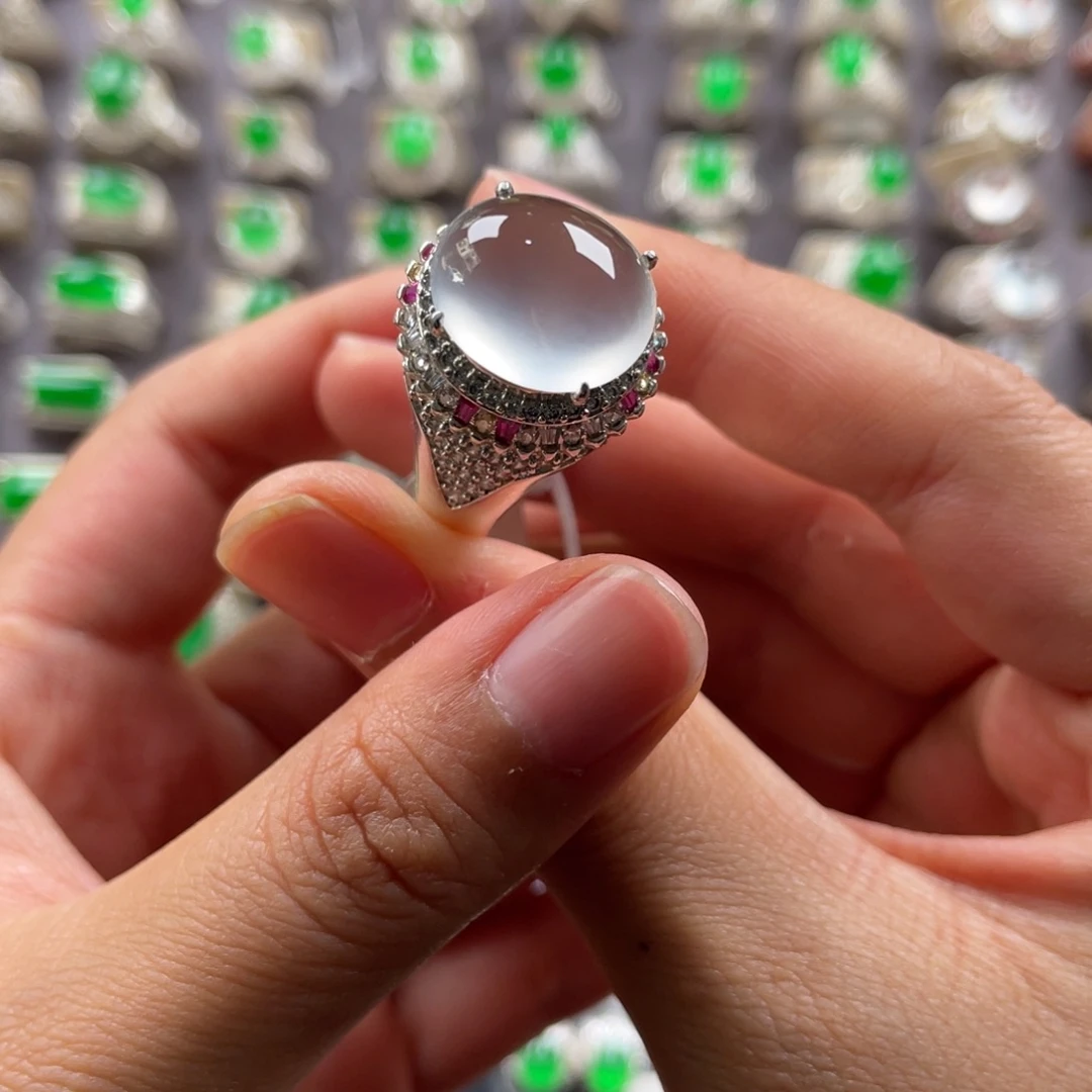 定制翡翠未镶嵌翡翠