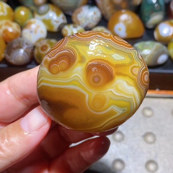 未镶嵌玛瑙/玉髓珠宝半成品182