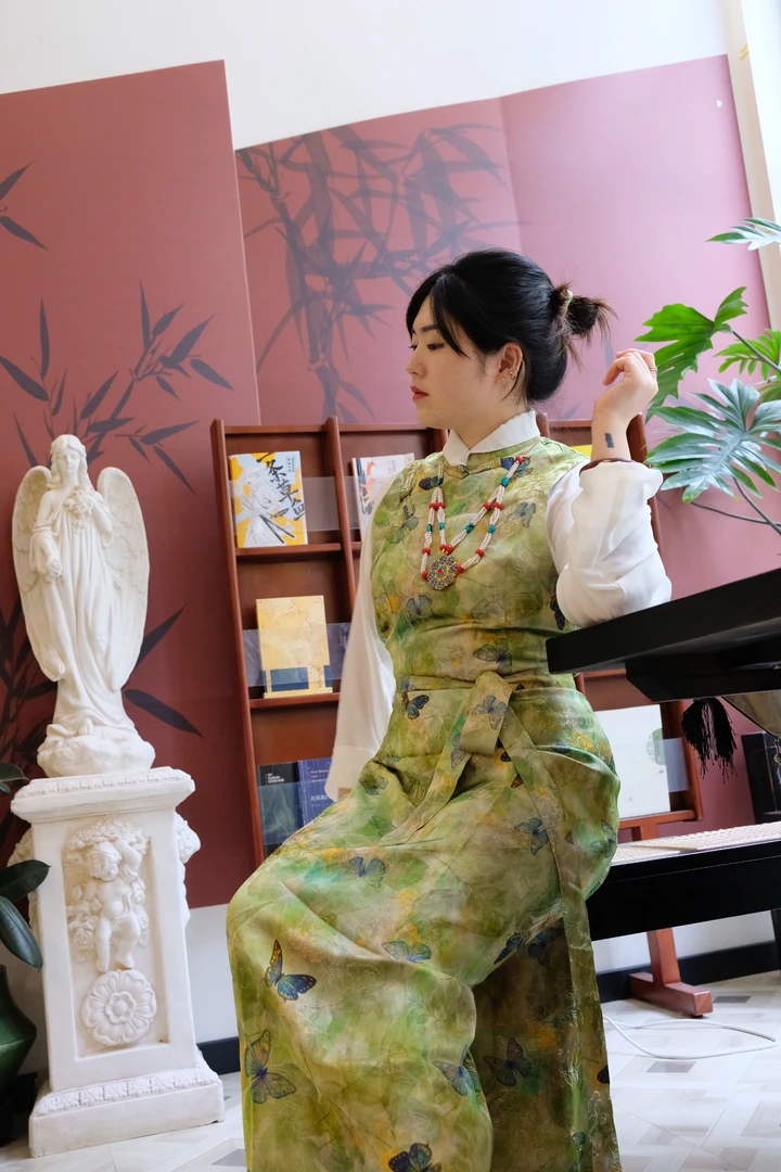 【午后花园】七吉家新款真两件藏族高端香云筋骨发光博拉裙