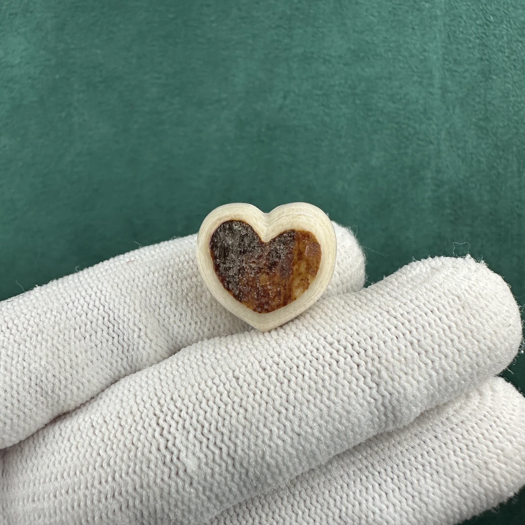 J7274天然猛犸牙爱心18*16.8mm支持鉴定 假一罚四
