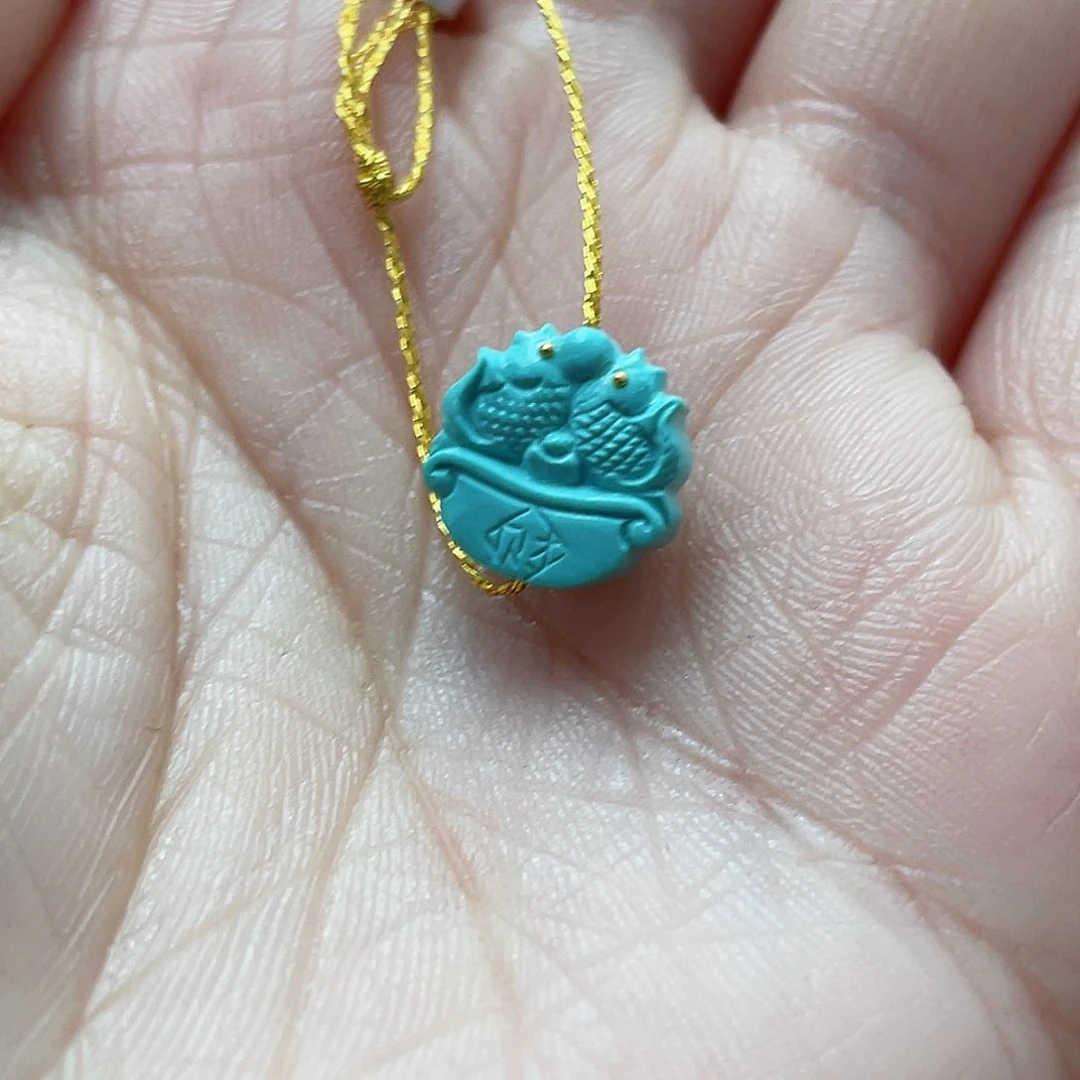 绿松石颈饰未镶嵌