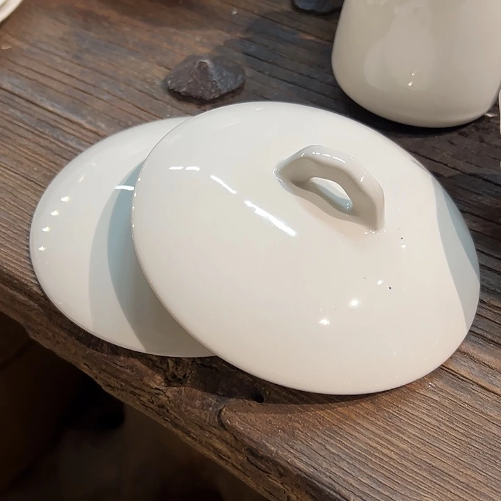 国营尾尾货四厂盖子一对