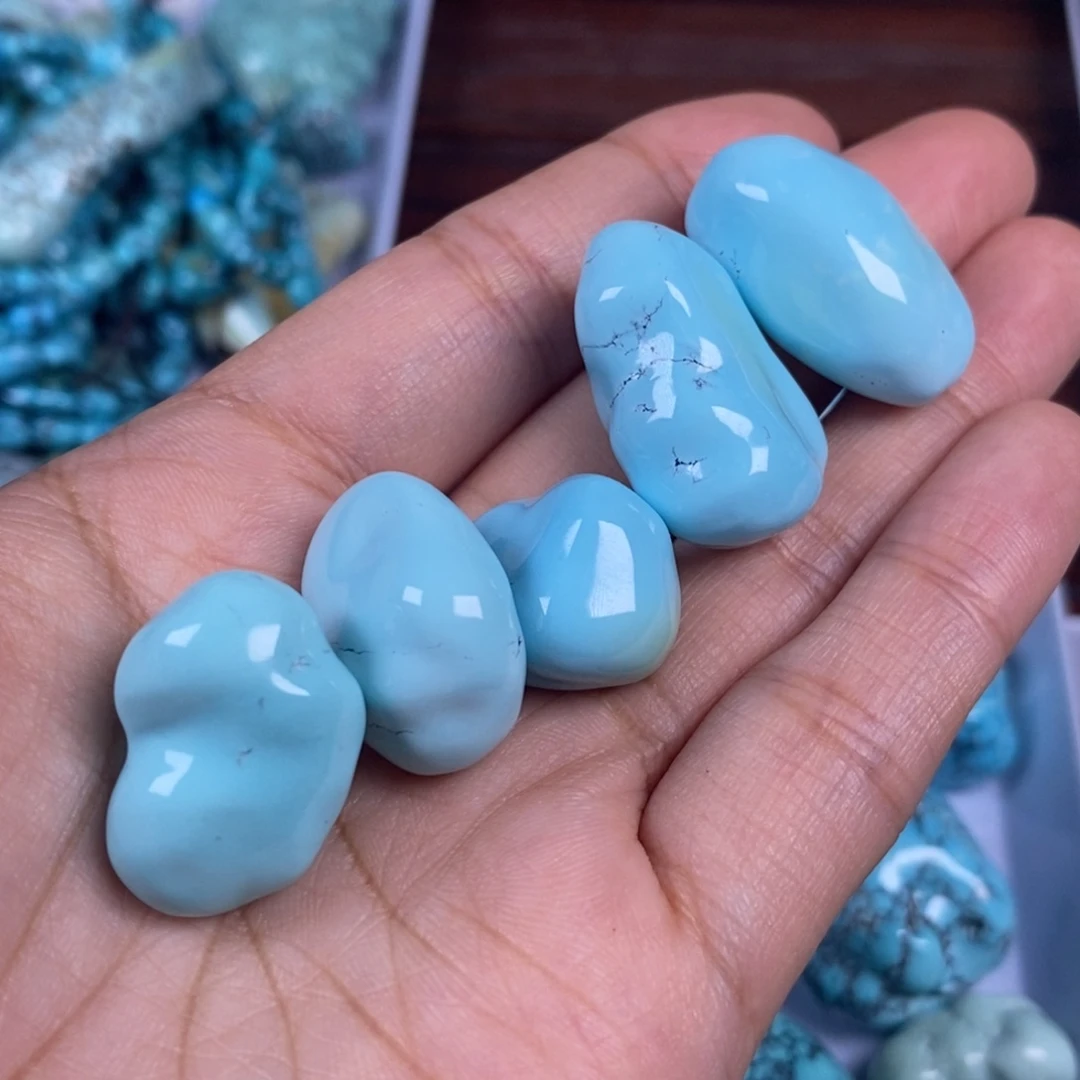 觀***復绿松石未镶嵌颈饰