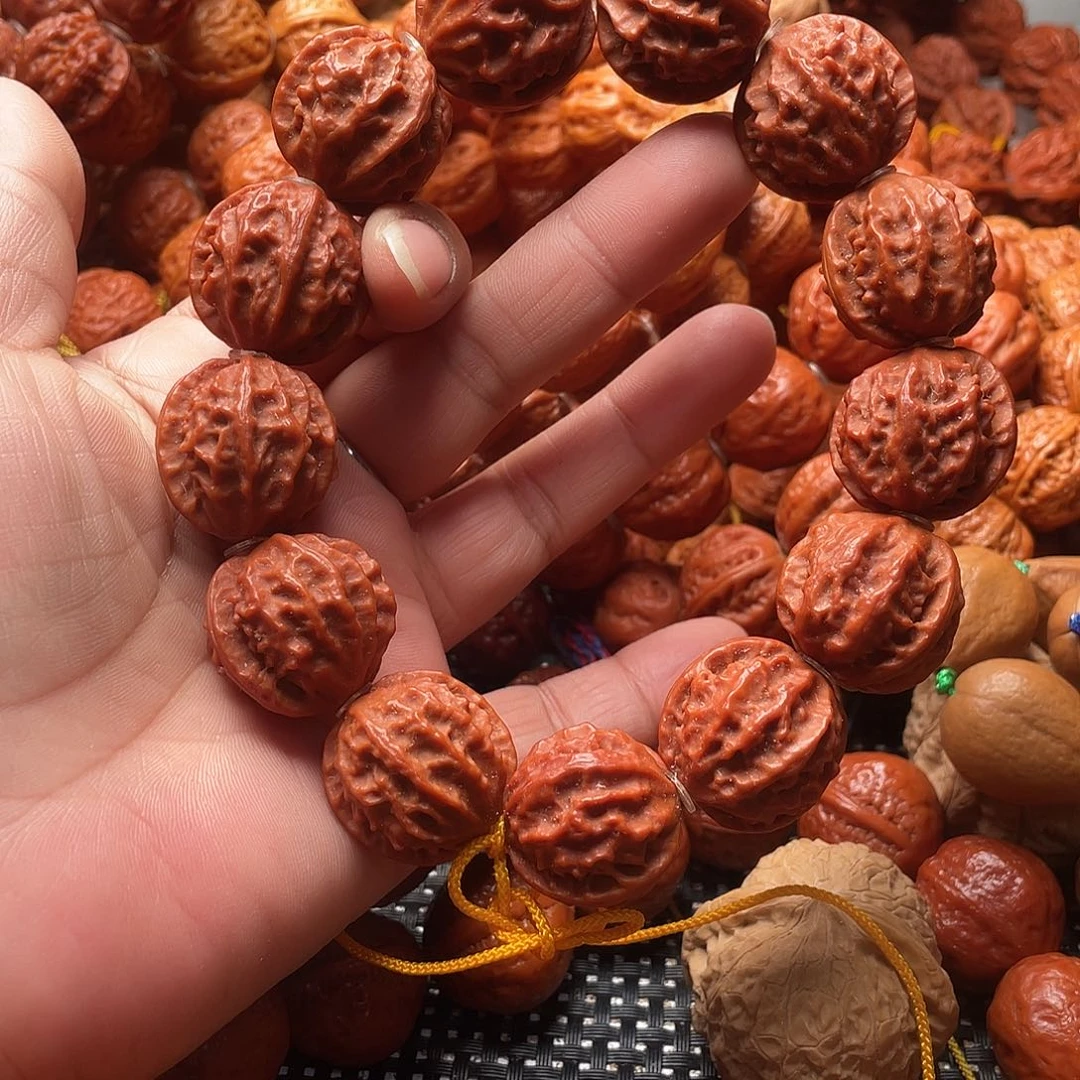 文玩核桃手串龙脊