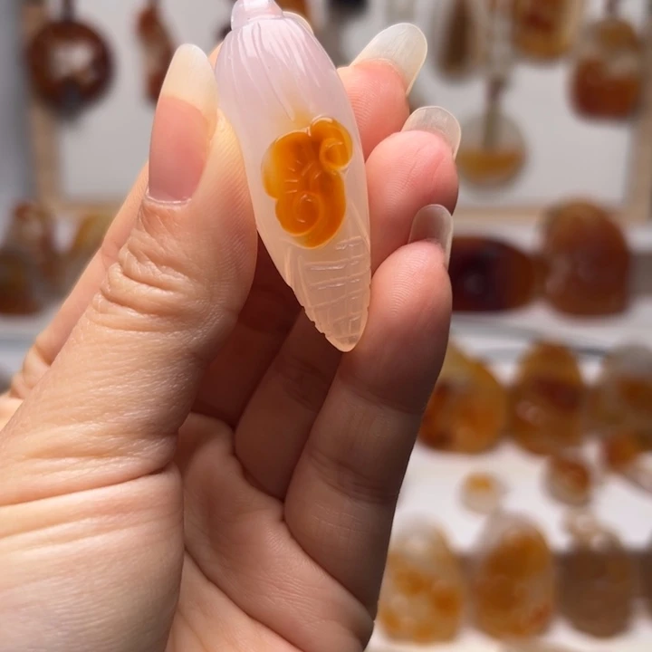 玛瑙/玉髓合金吊坠