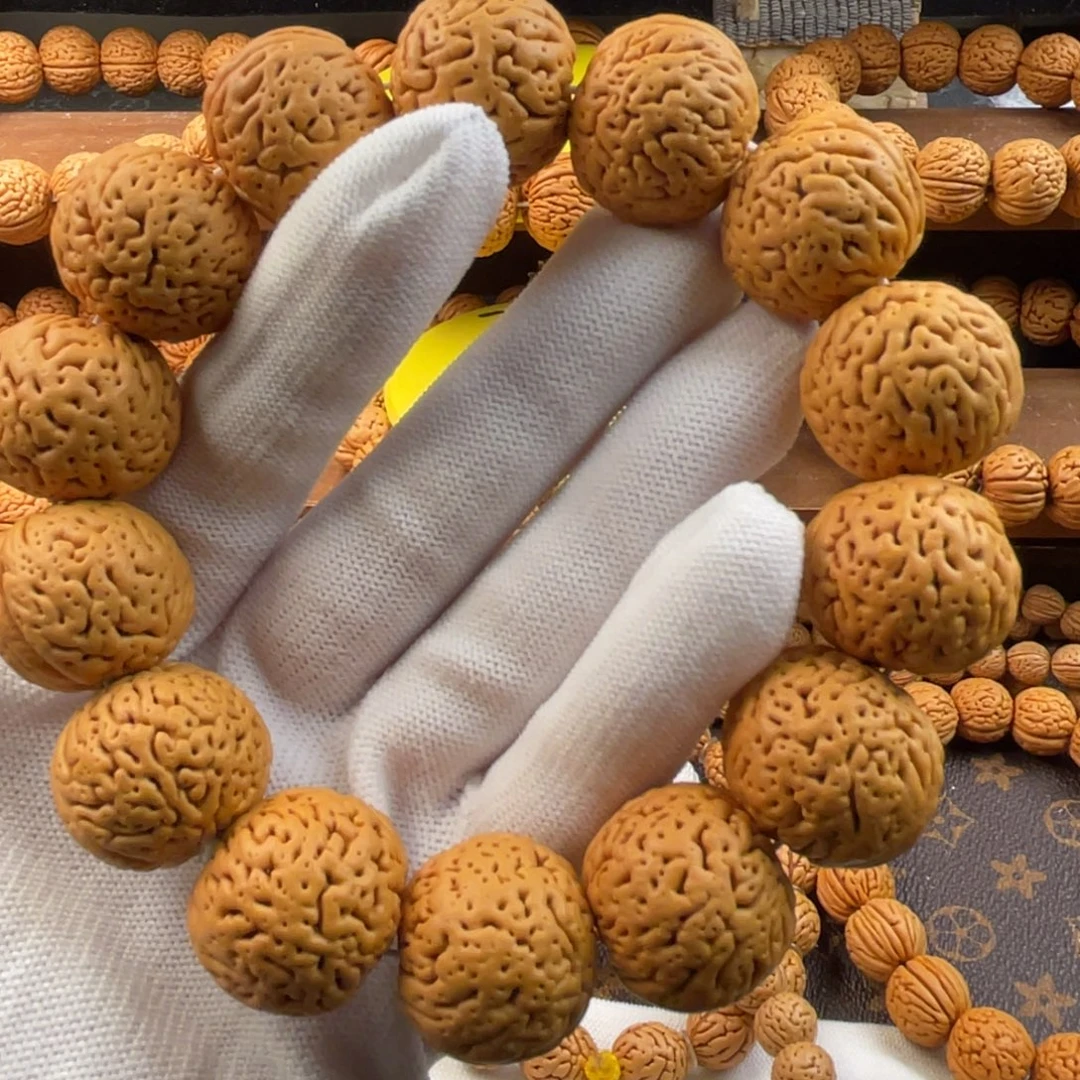 桃核吊坠大龙蛋精品