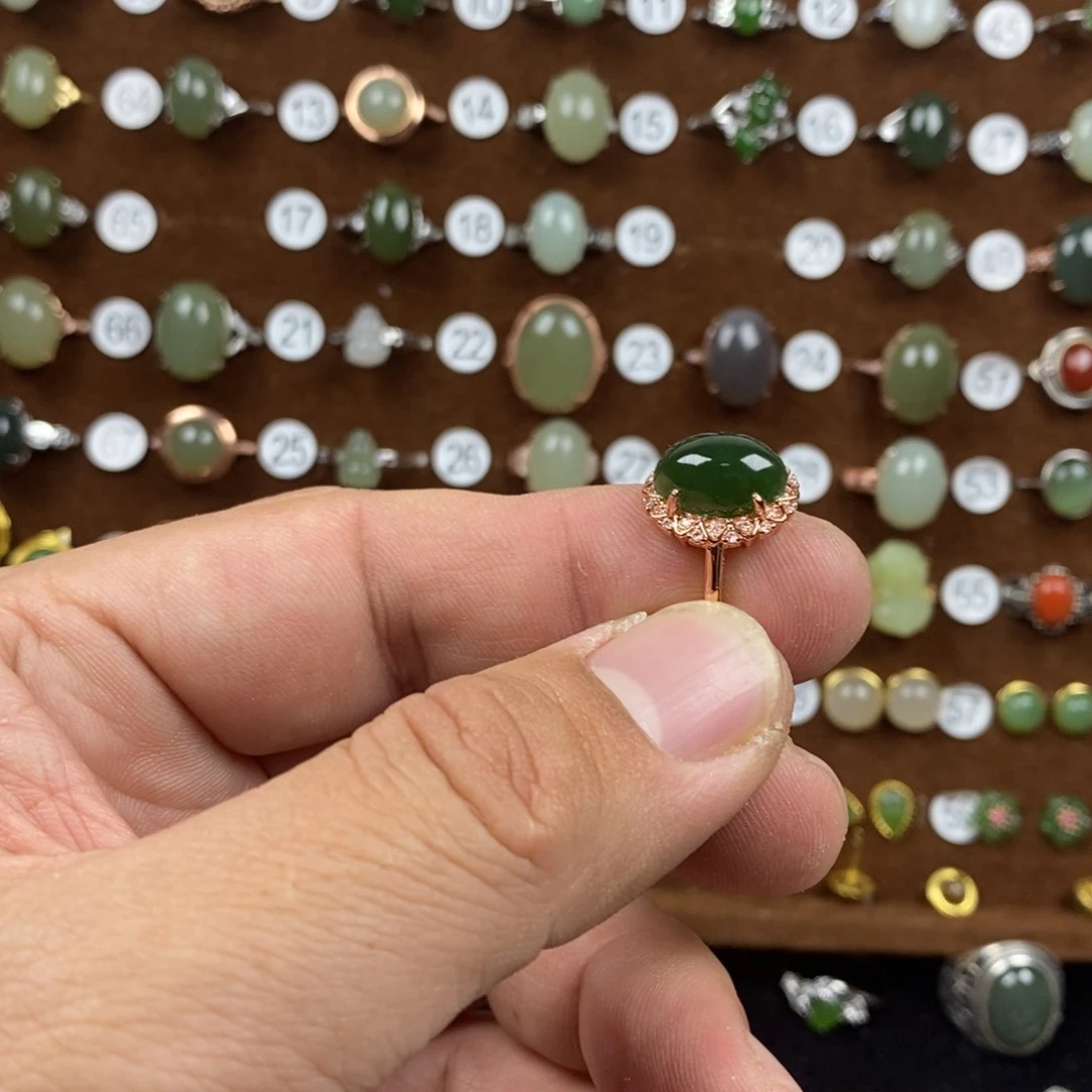 和田玉（碧玉）戒指合金