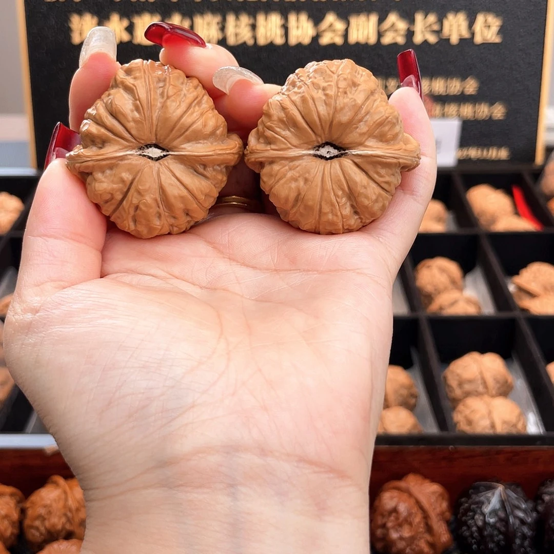 把件文玩核桃吴*阳44南瓜全品正圆一字凹底正肩44031