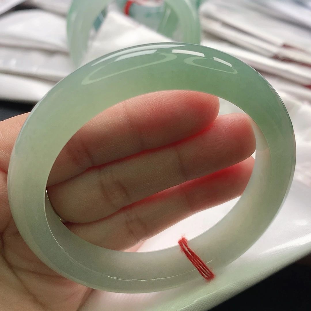 翡翠未镶嵌手镯缅甸57.58