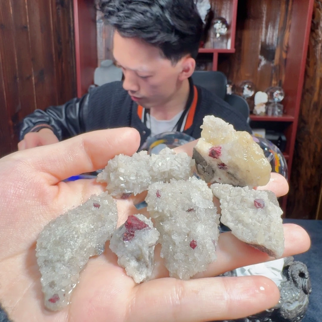 李***萄天然辰砂天然朱砂