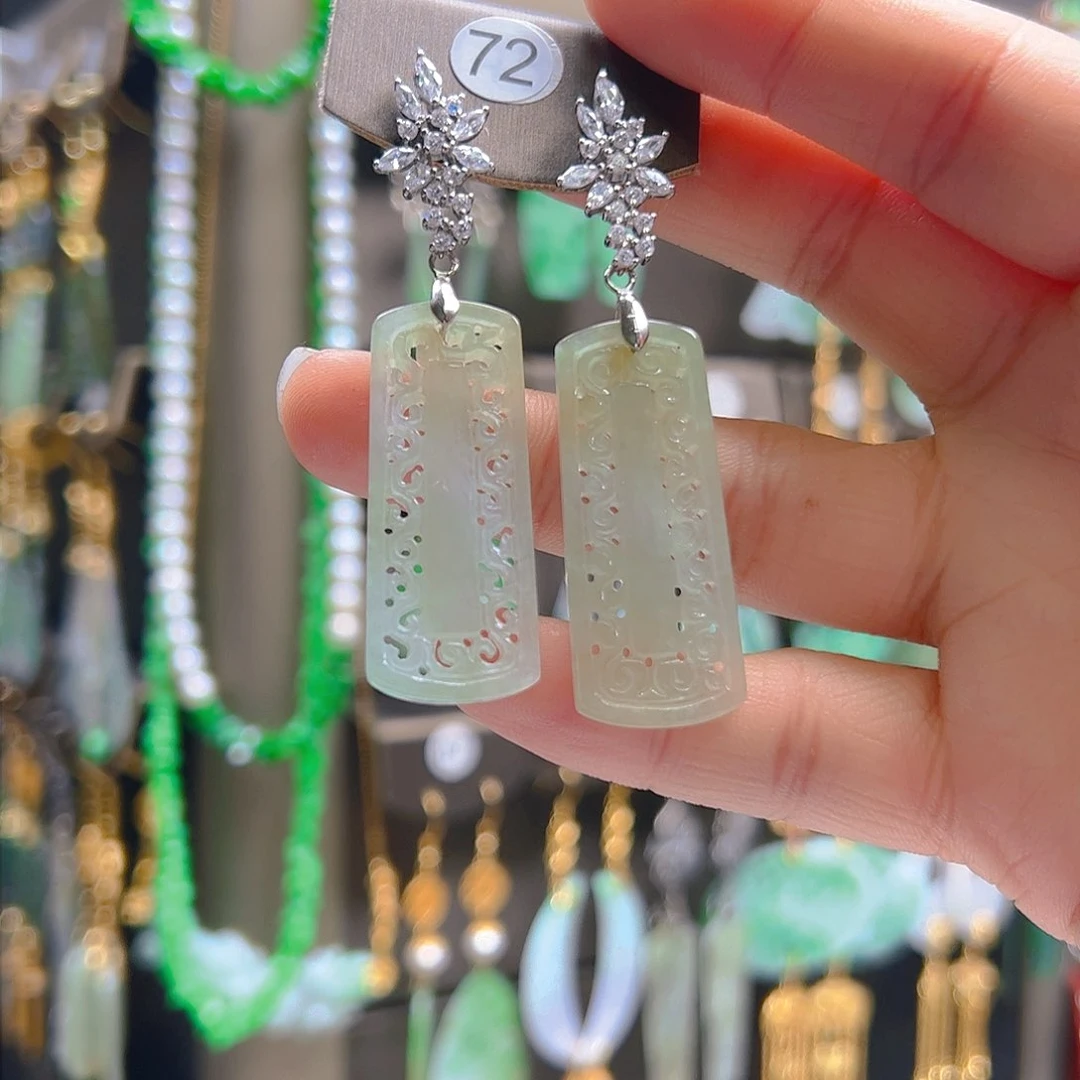 未镶嵌翡翠耳饰翡翠