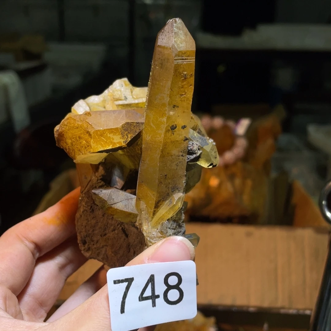 珠宝半成品水晶未镶嵌