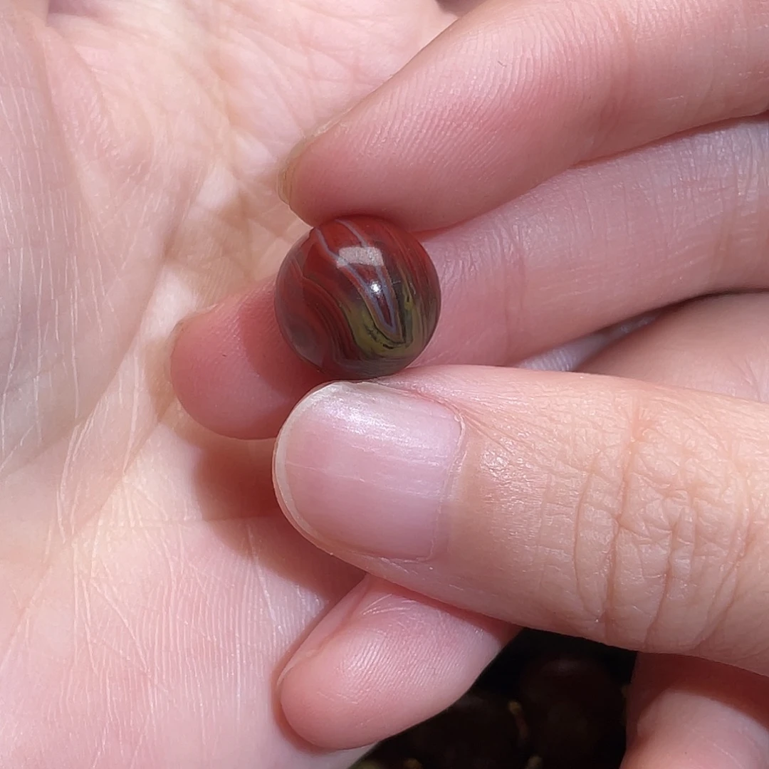 青***伟南红玛瑙未镶嵌圆珠