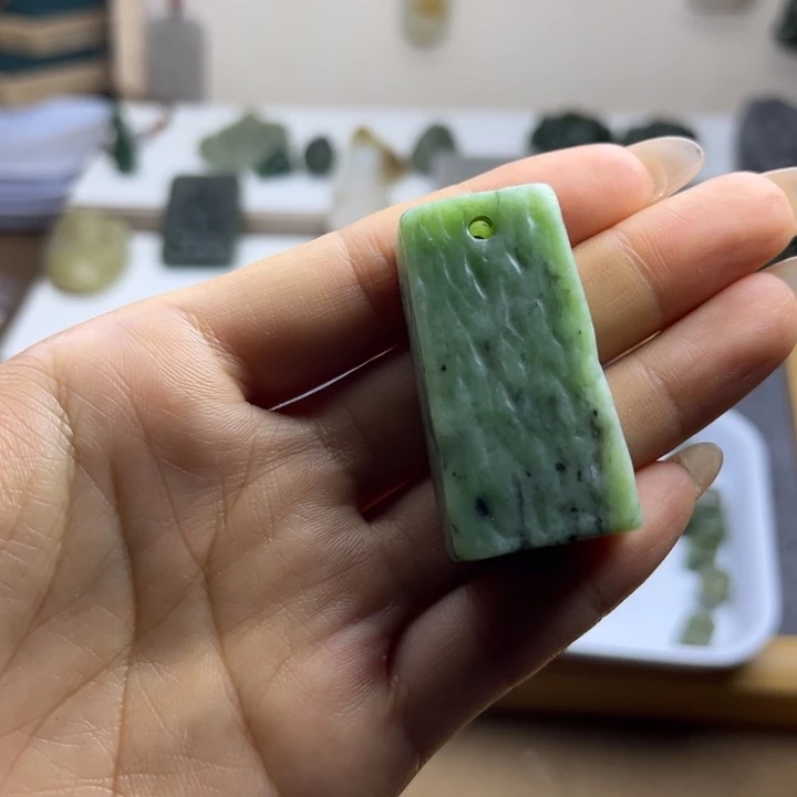 和田玉（糖玉）未镶嵌颈饰饱****4