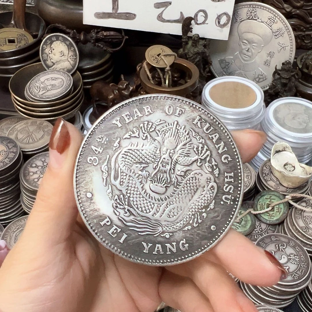 金属复古风格摆件