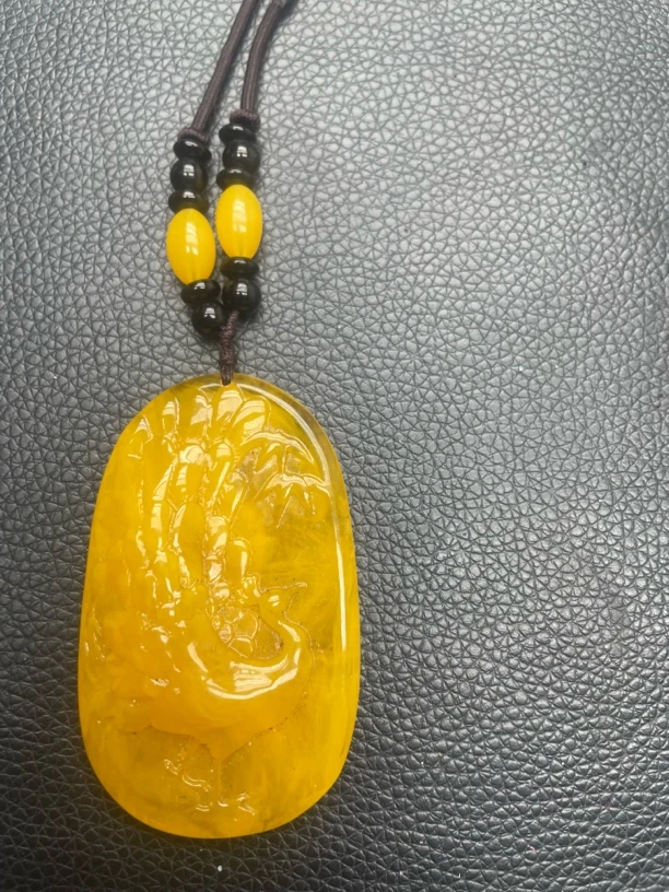 【镇店收藏 正品保障】614精美黄色孔雀开屏吊坠